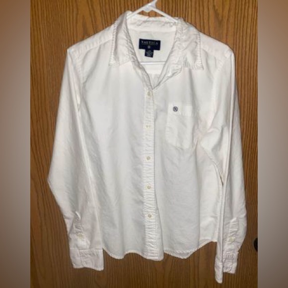 Nautica Tops - CLOSET CLEAR OUT Jrs Large White Nautica Button Up No Stains Measurements N Pics